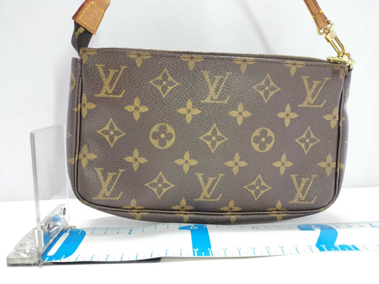 LOUIS VUITTON Monogram LV Accessory Pouch Pouch
