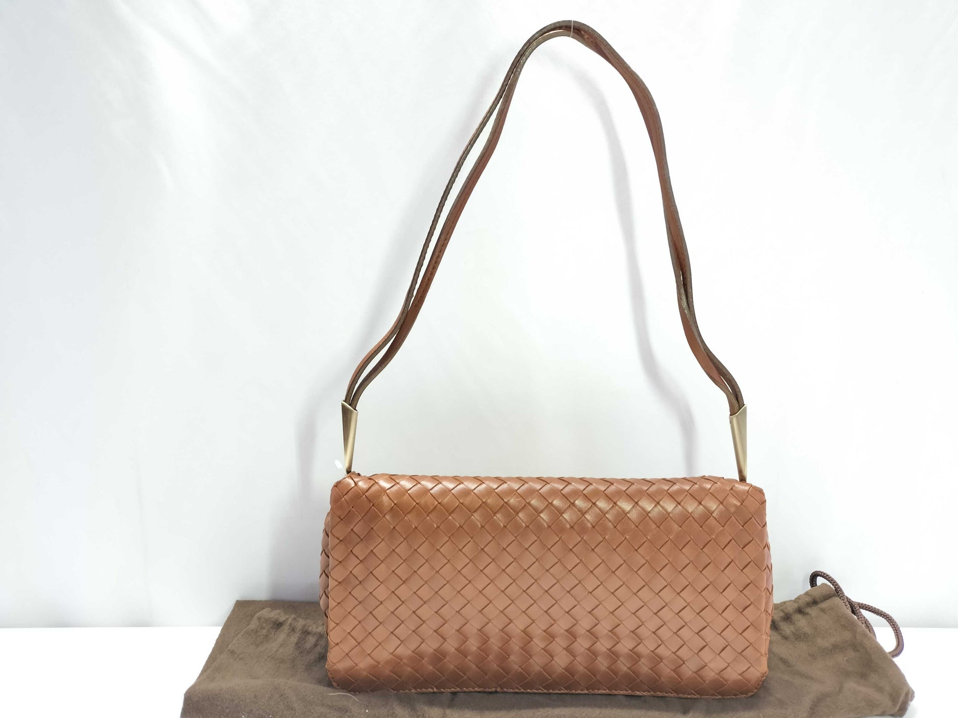 BOTTEGA VENETA Intrecciato Bottega Veneta Shoulder Intre Calf Brown Shoulder Bag
