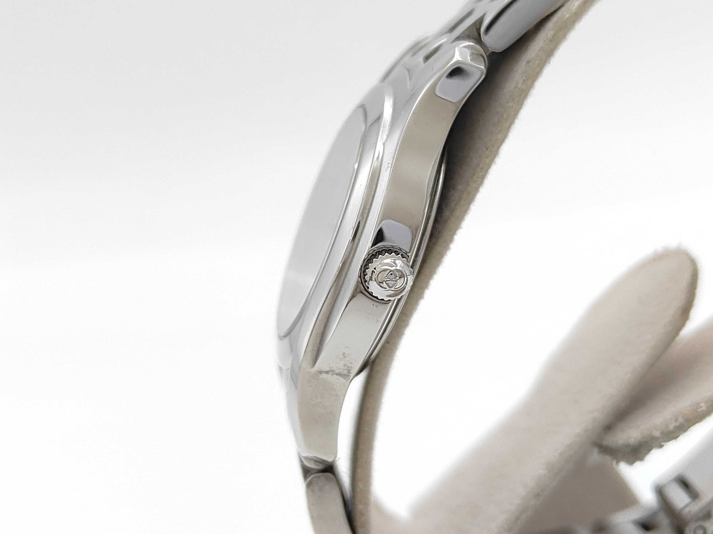 GUCCI 5500L Quartz Silver Dial Women's Watch