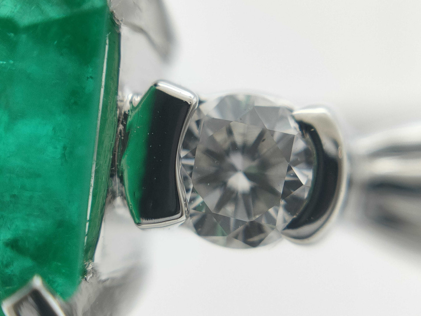 E1.24ct D0.18ct Pt900 4.6g Ring 