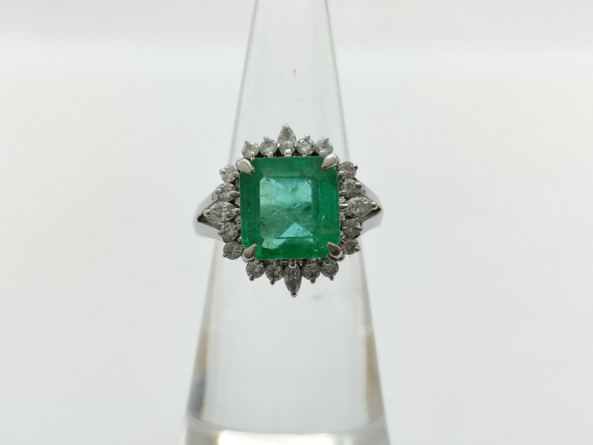 E3.07ct D0.48ct Pt900 7.3g Ring 