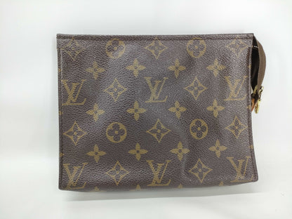 LOUIS VUITTON Monogram Pouch N0095