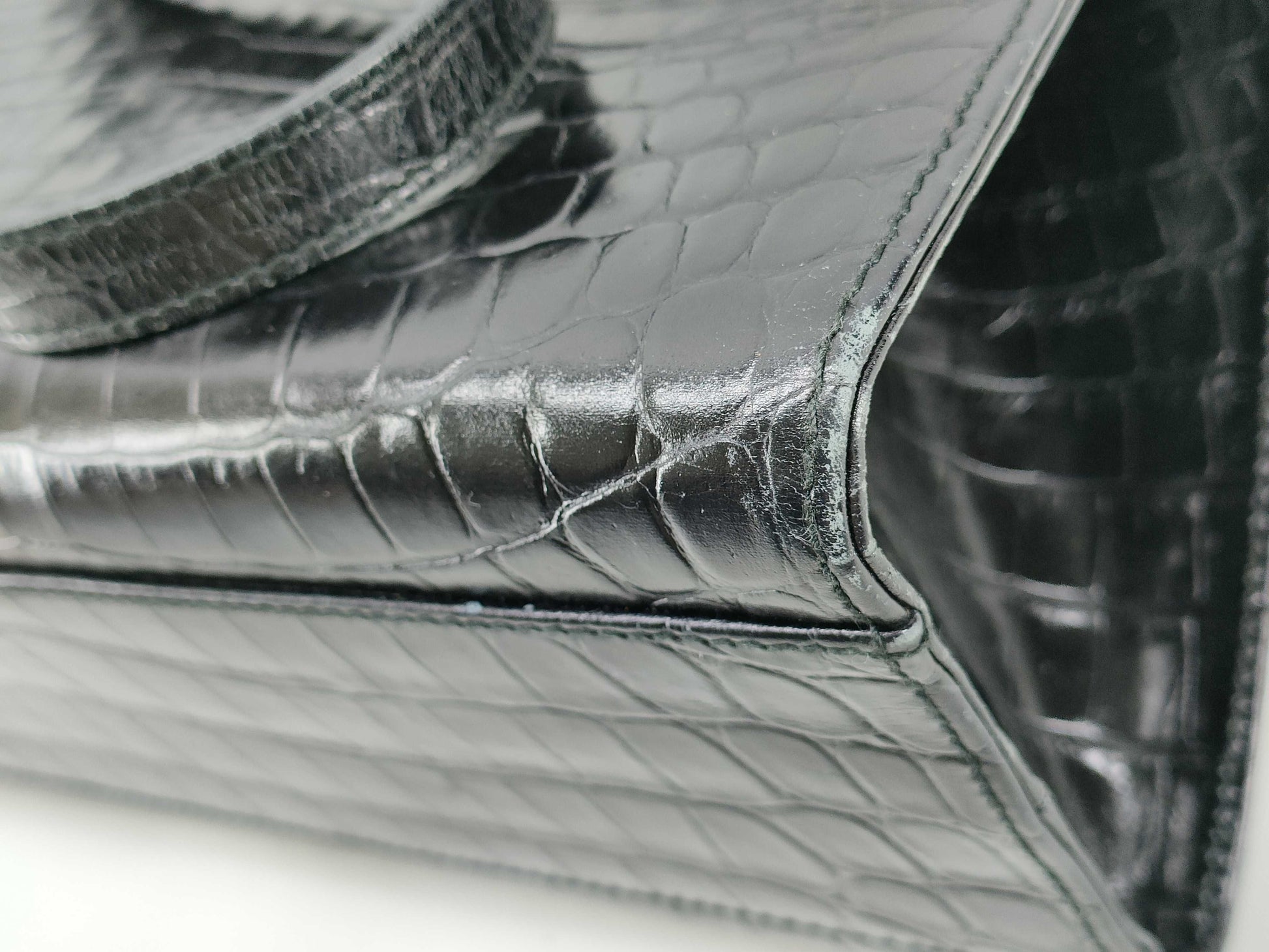 Salvatore Ferragamo Ferragamo Leather Handbag Black Handbag