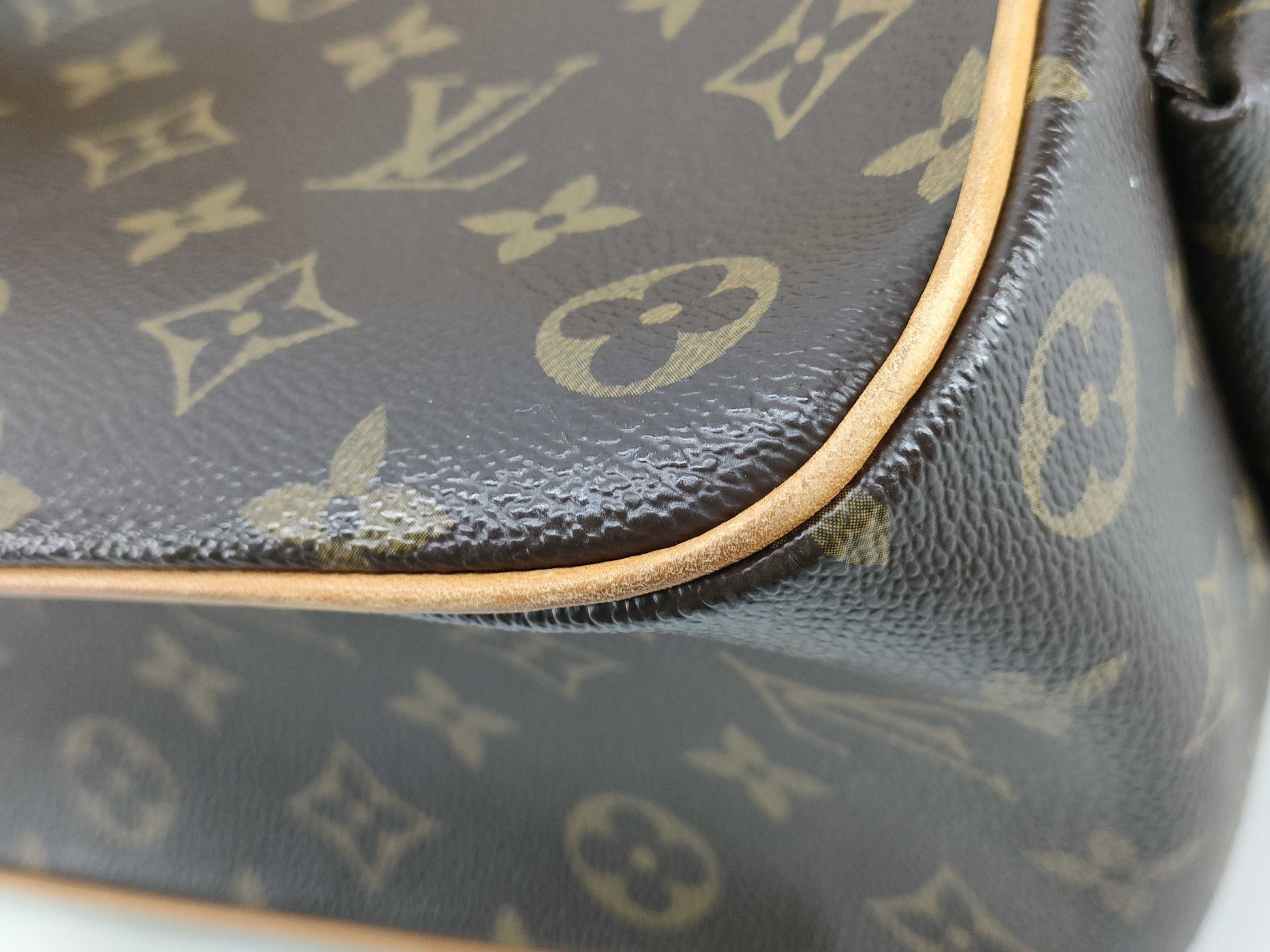 LOUIS VUITTON Monogram Multiply Cite Handbag