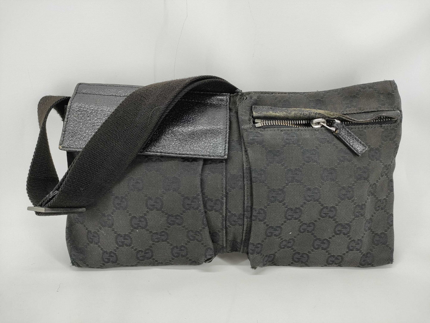 GUCCI GG Canvas Waist Bag in Black