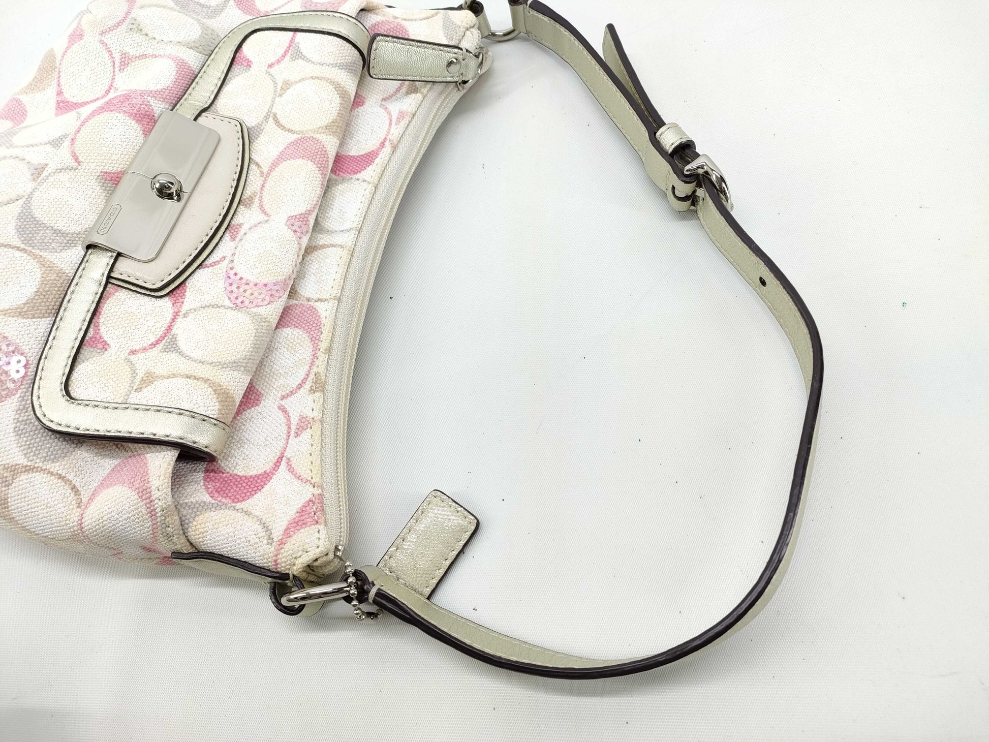 COACH Signature Coach Signature Handbag Handbag