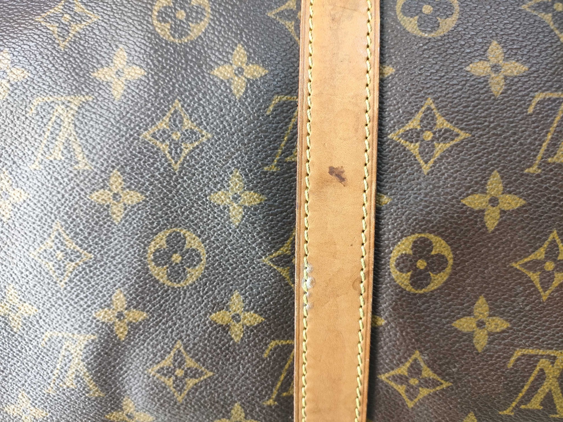 LOUIS VUITTON Monogram Keepall Bandouliere Boston Bag
