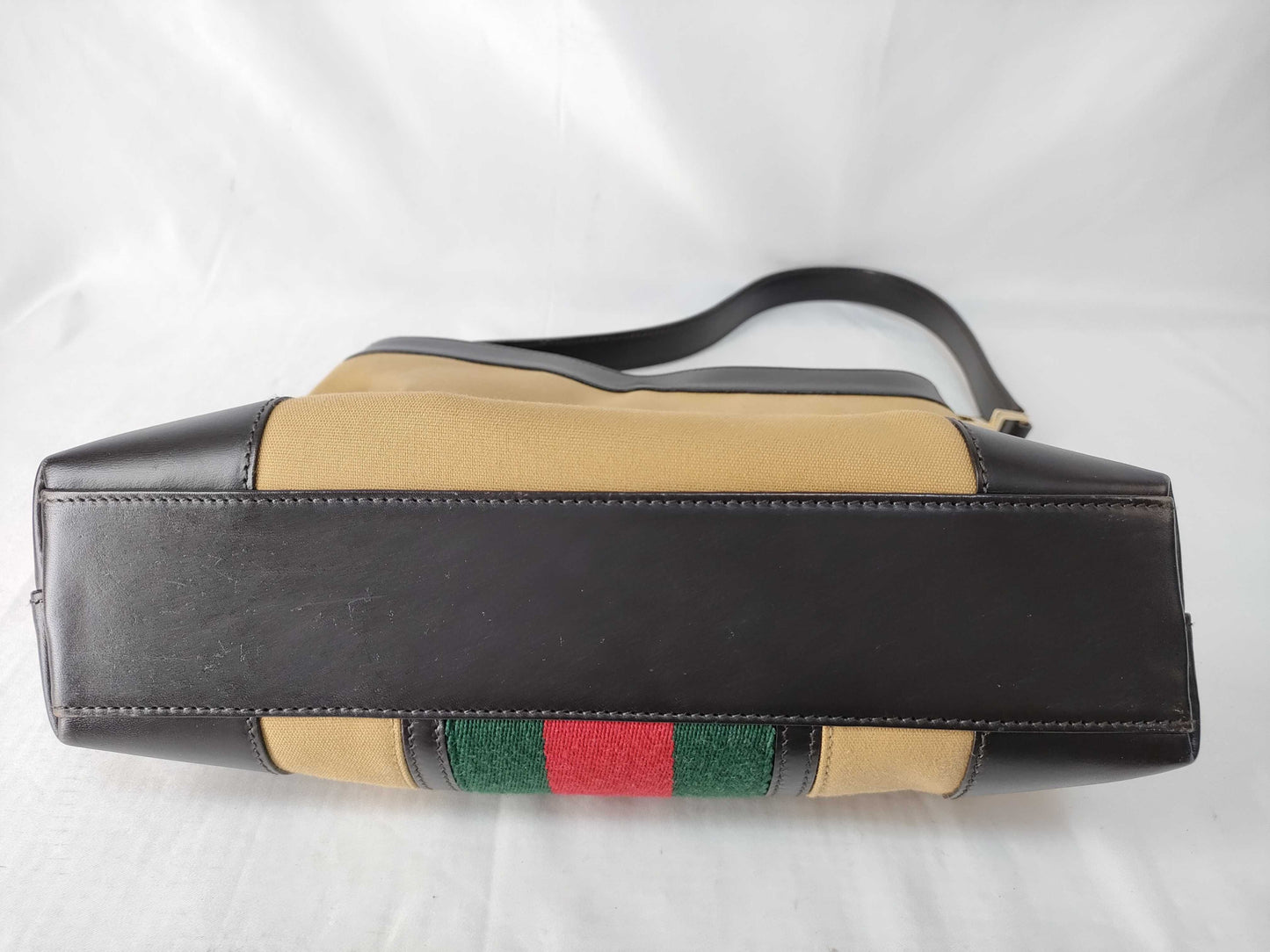 GUCCI Sherry Canvas Shoulder Bag