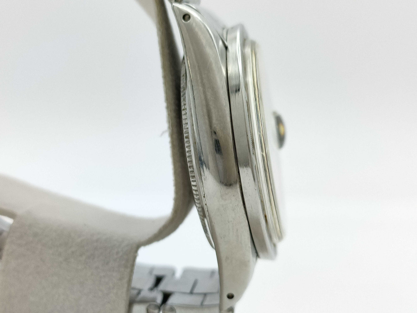 ROLEX 1501 Rivet Breath Men's Watch