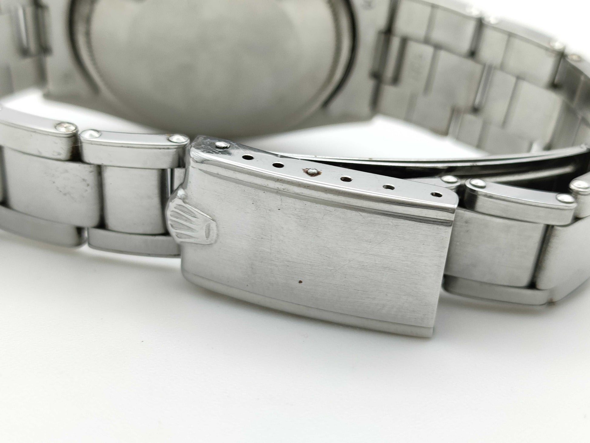 ROLEX 1501 Rivet Breath Men's Watch