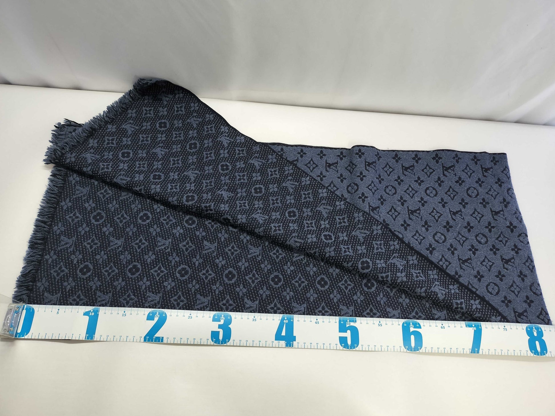 LOUIS VUITTON Vuitton Monogram Classic Muffler Muffler