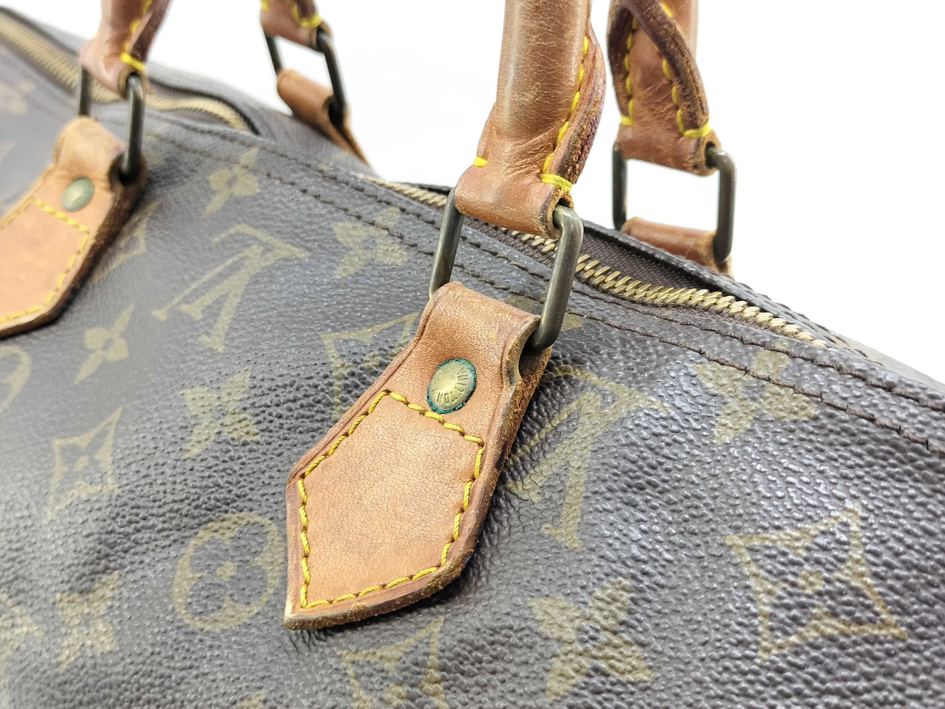 LOUIS VUITTON Monogram Vuitton Monogram Speedy Handbag