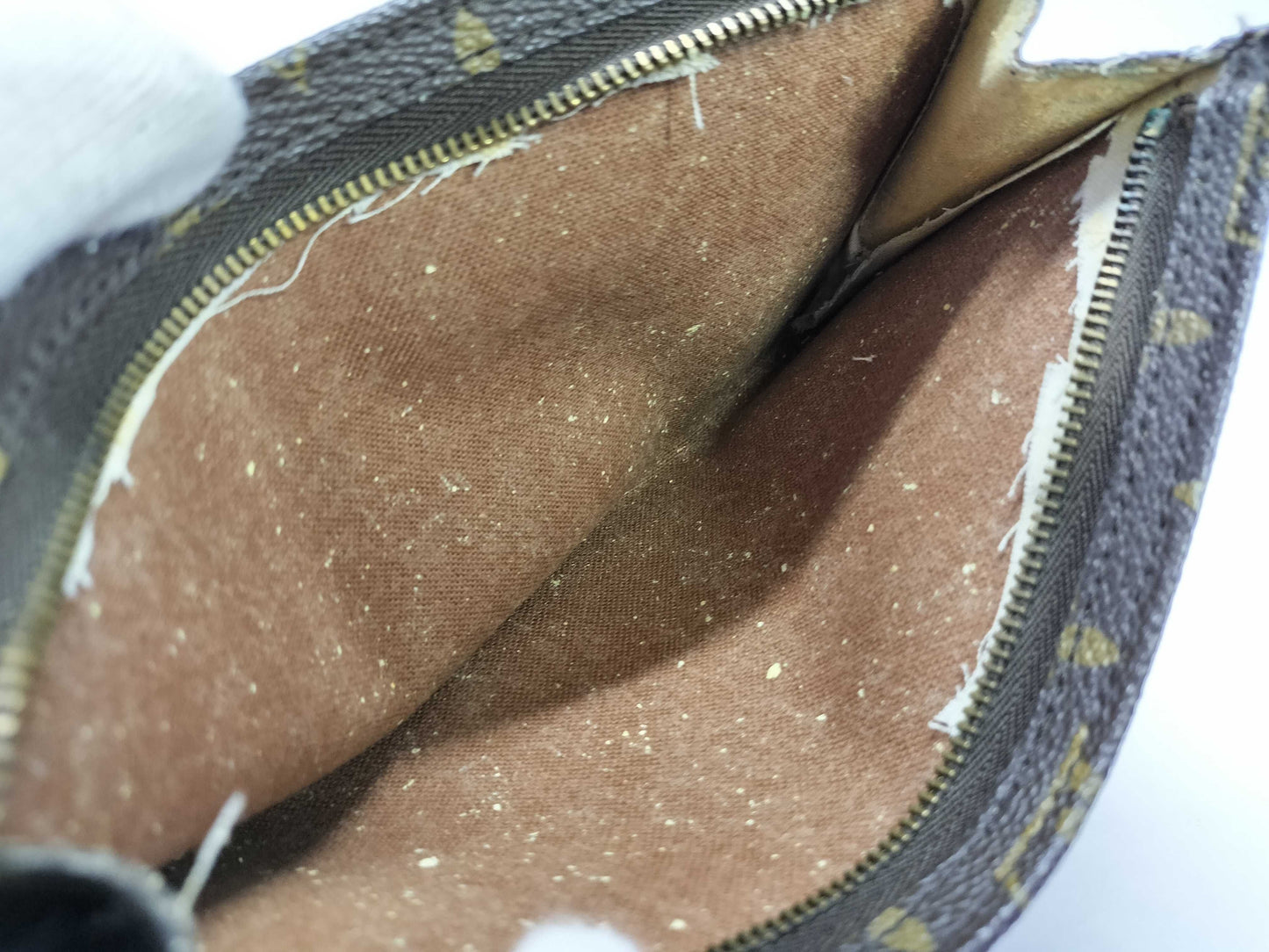 LOUIS VUITTON Monogram Vuitton Monogram Pouch Pouch