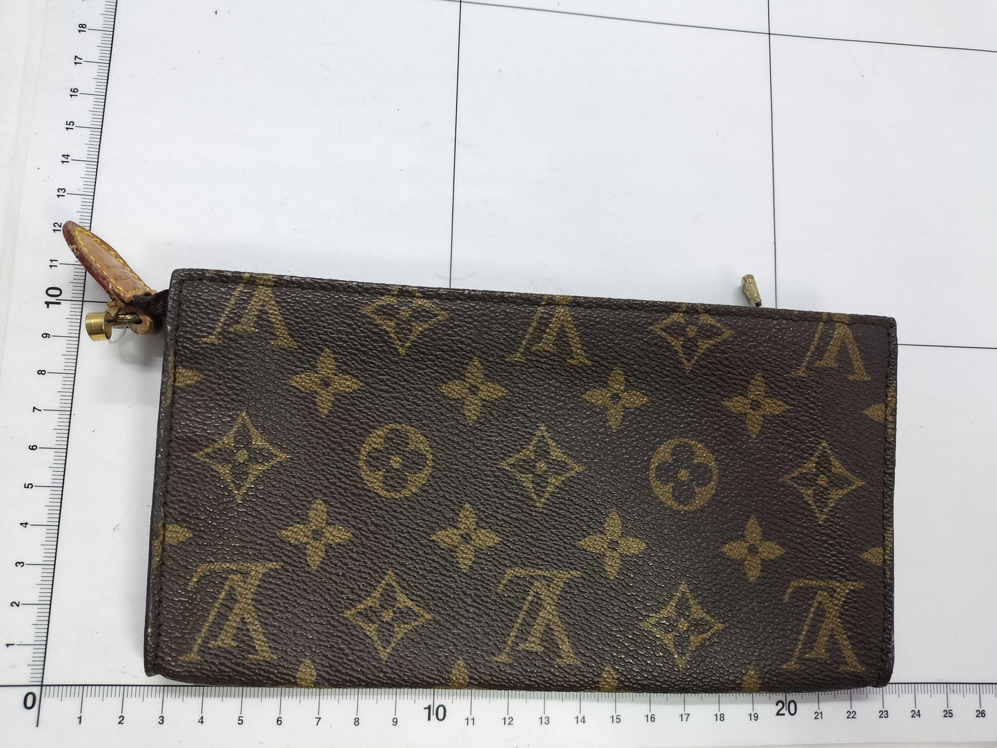 LOUIS VUITTON Monogram Vuitton Monogram Pouch Pouch