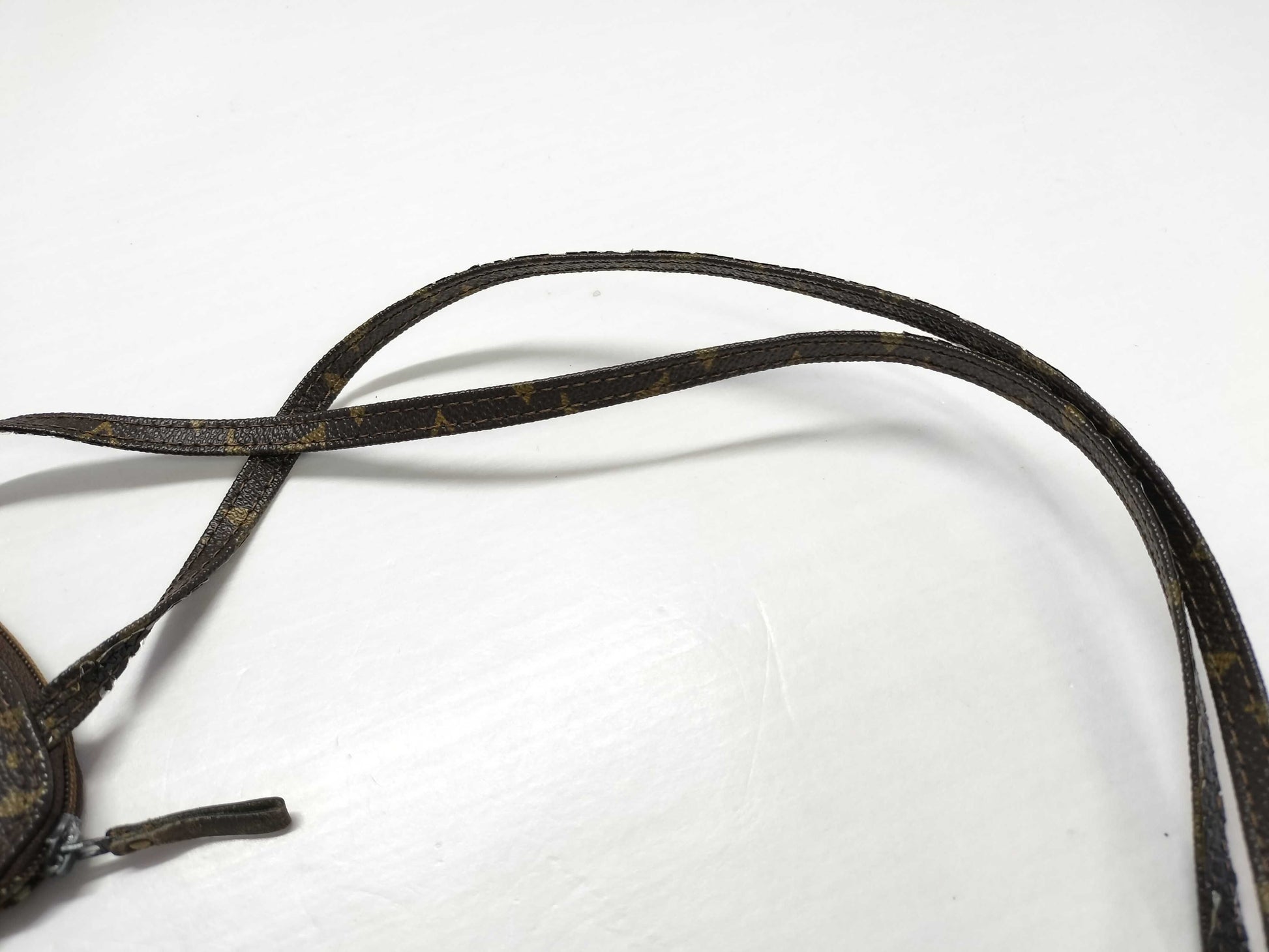 LOUIS VUITTON Monogram Vuitton Monogram Pochette Shoulder Bag