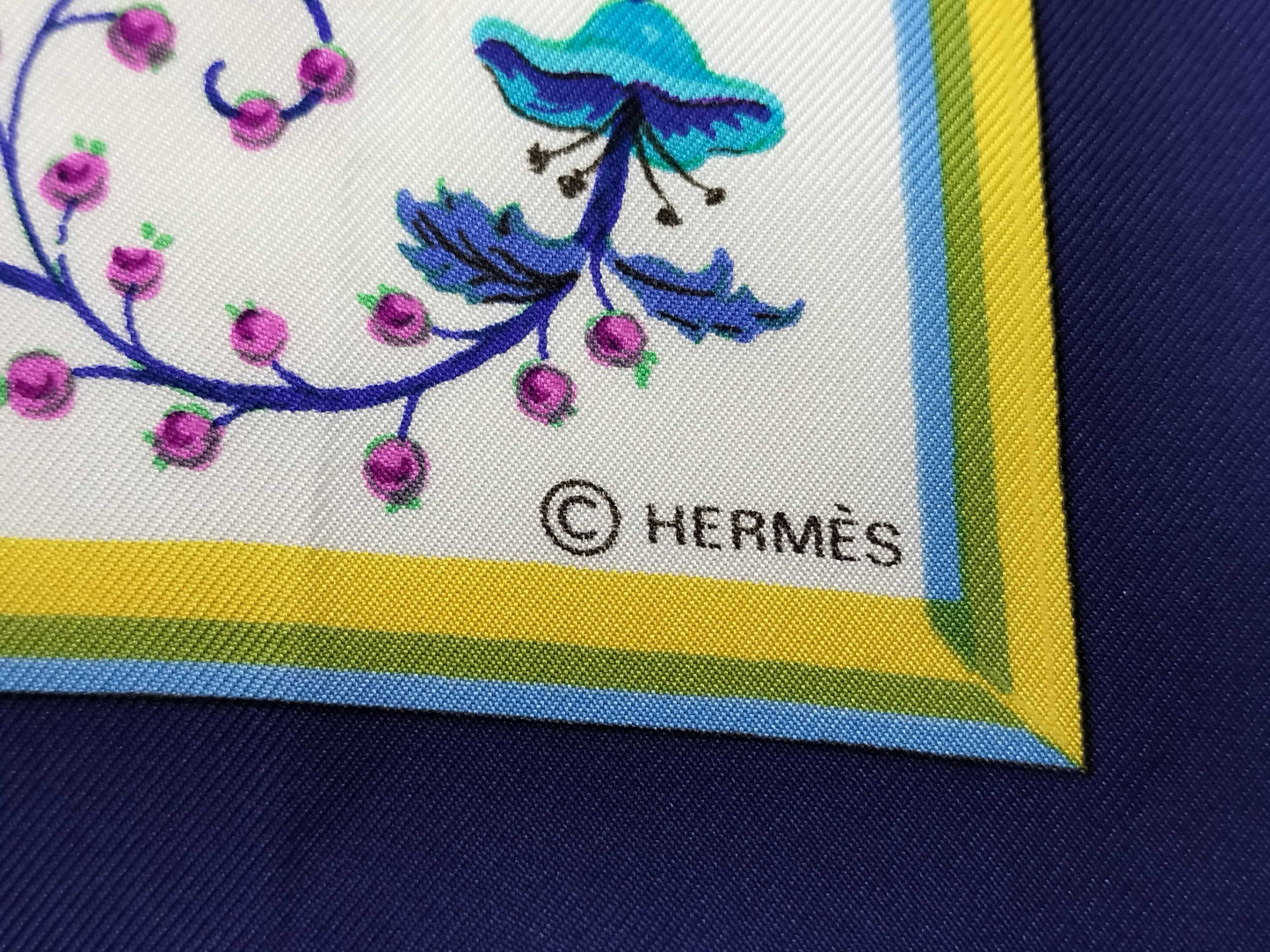 HERMES Carre Hermes Carre 90 Blue Scarf