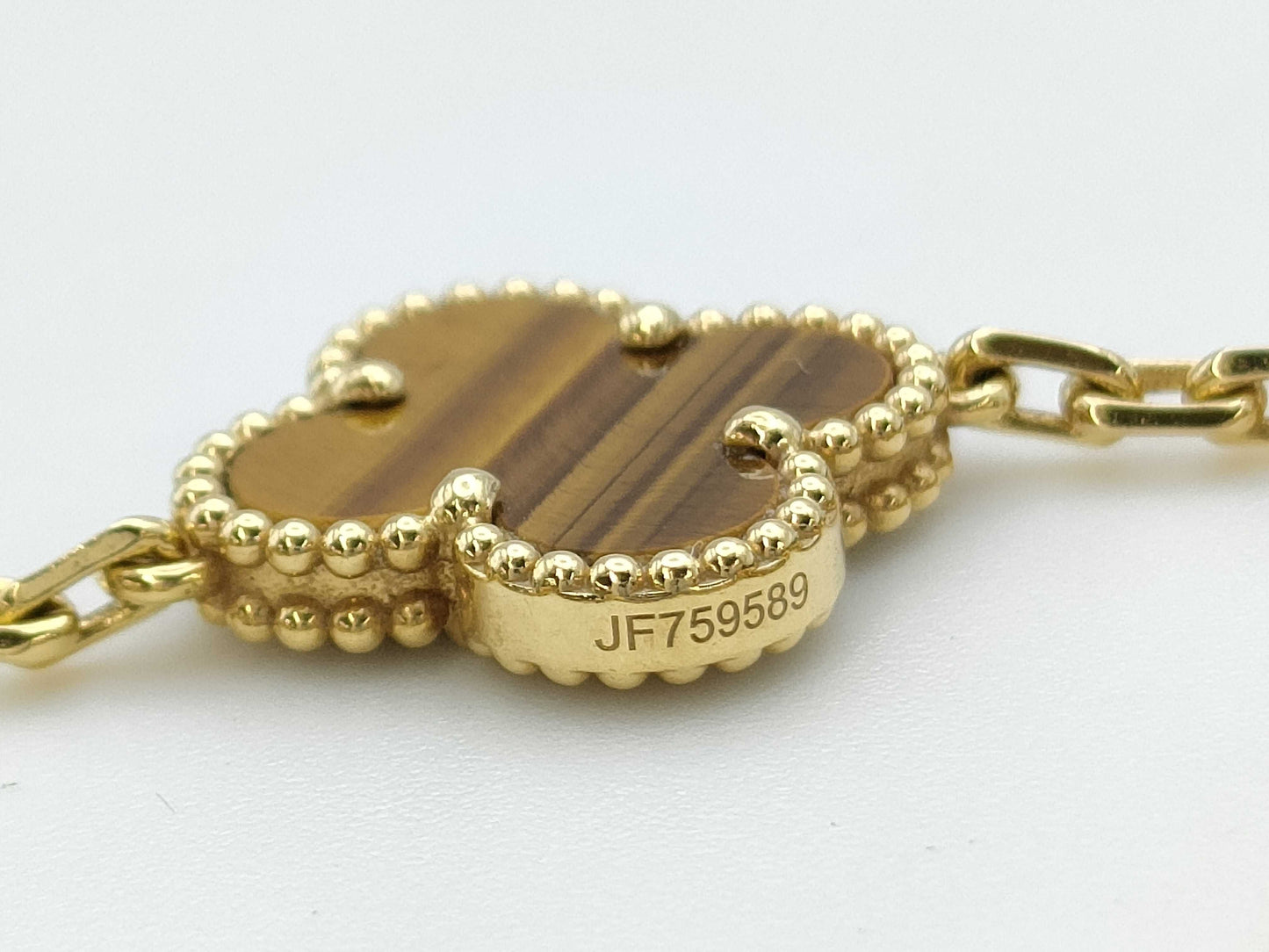 Van Cleef & Arpels Vintage Alhambra 5-Piece Tiger's Eye Bracelet in Yellow Gold and Au750, 11.8g