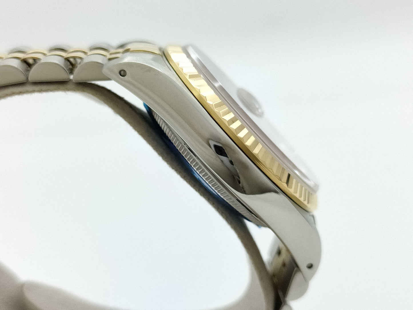 ROLEX 16233 R718127 Champagne Dial Jubilee Breath Men's Watch