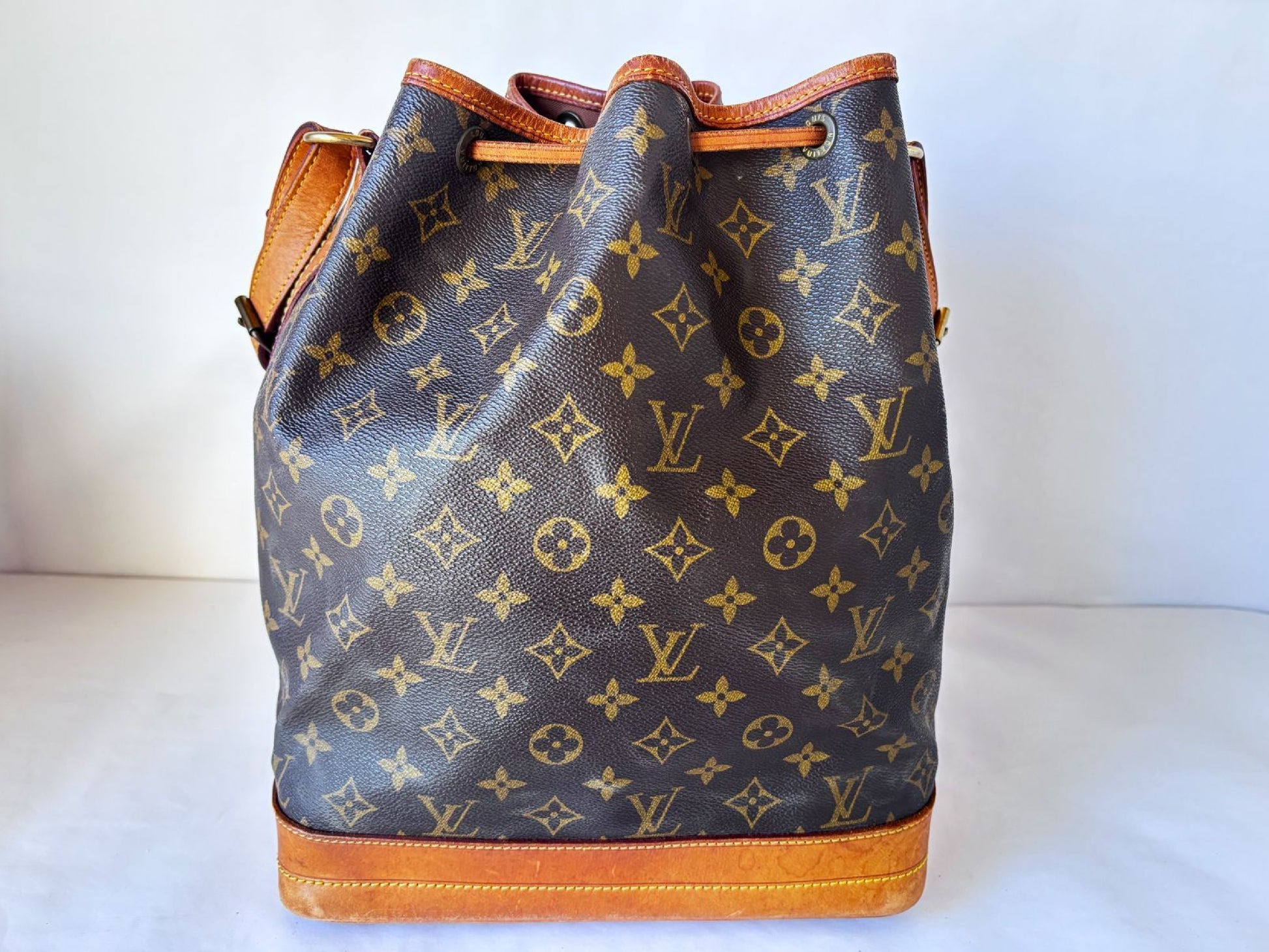 LOUIS VUITTON Monogram M42224 Noe Shoulder Bag Shoulder Bag
