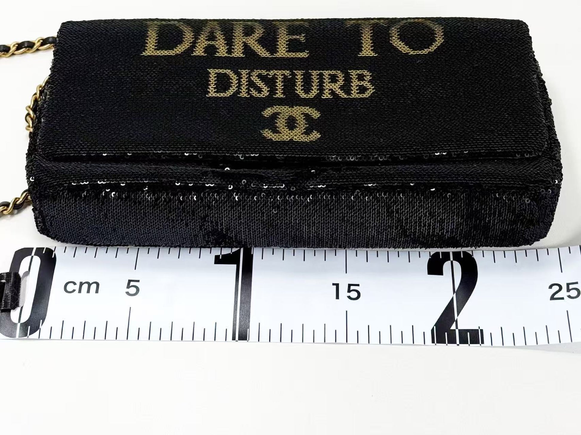 CHANEL Black Sequin DARE・TO・DISTURB W24/H11/D4cm Approx. 24 [with G Card and Sticker] Vintage G Hardware Shoulder 24217819 Super Beautiful A Shoulder Bag