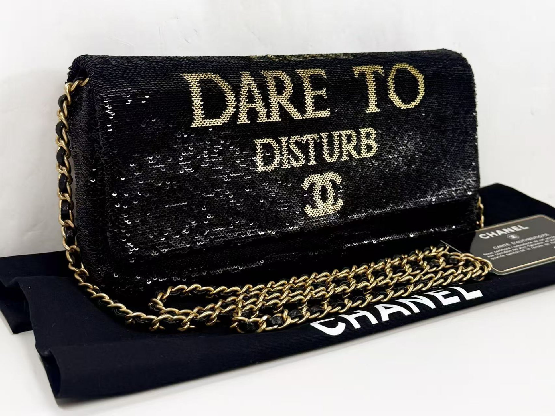 CHANEL Black Sequin DARE・TO・DISTURB W24/H11/D4cm Approx. 24 [with G Card and Sticker] Vintage G Hardware Shoulder 24217819 Super Beautiful A Shoulder Bag