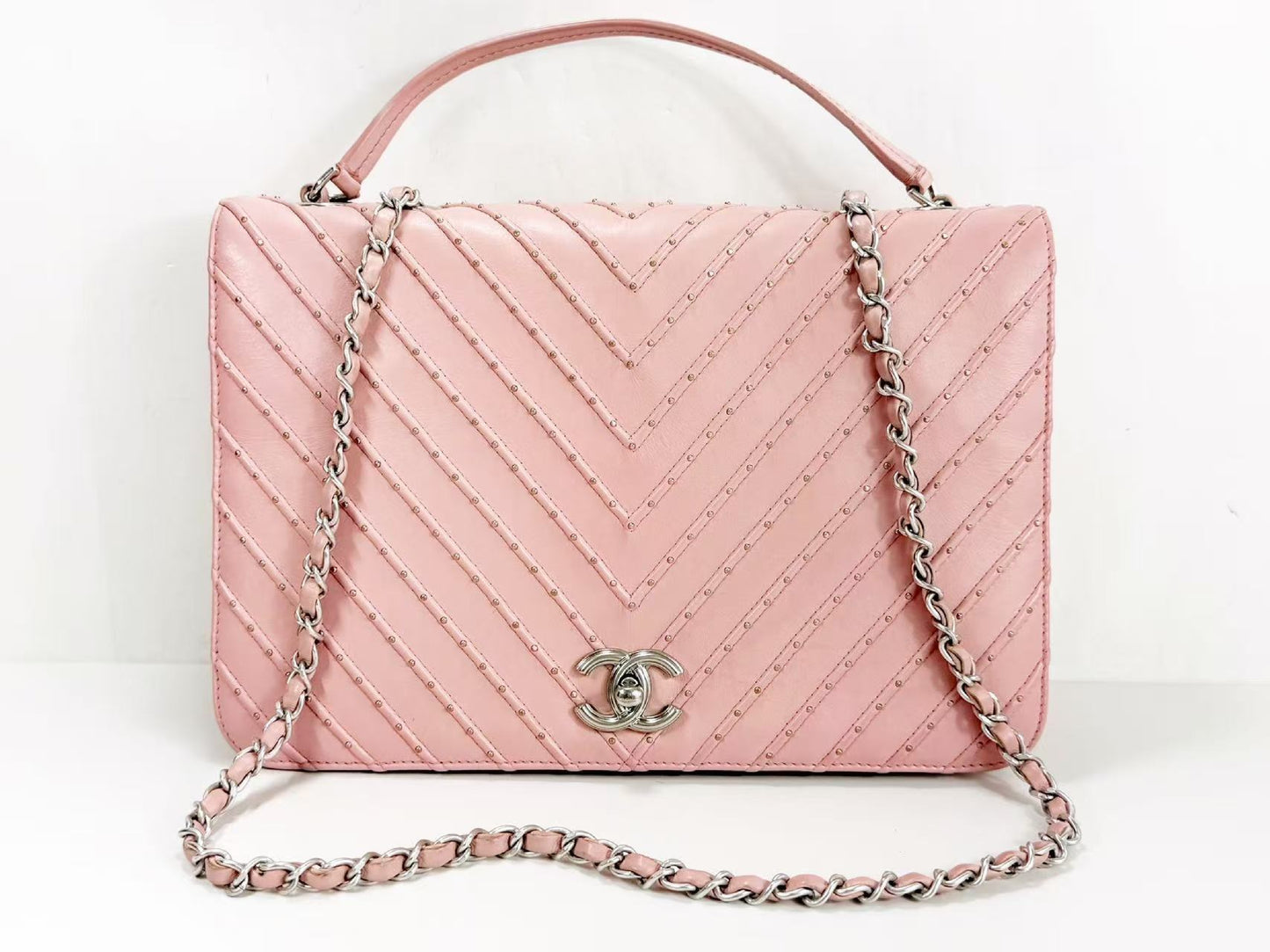 CHANEL Chevron Studs W Chain Tongue Lock W27/H19/D8cm Approx. 25 Series [With Seal] Vintage S Hardware Shoulder 25443127 Shoulder Bag