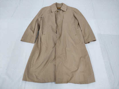 Burberrys Stained Collar Coat with Liner