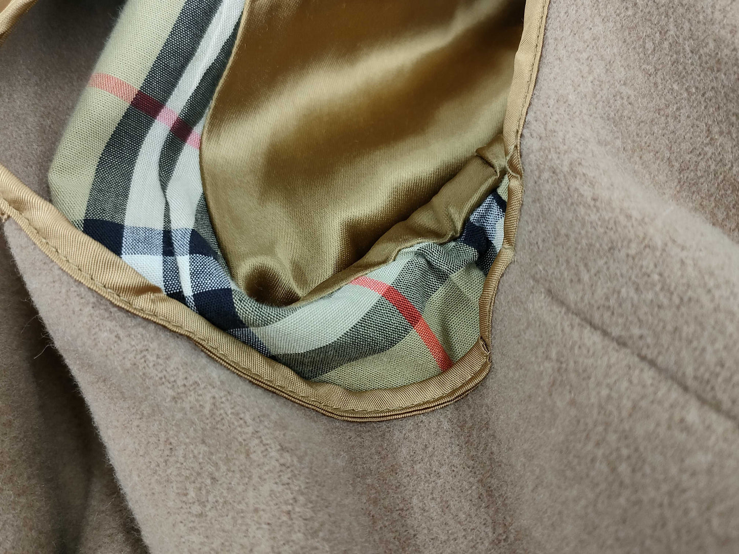 Burberrys Bloomingdales Bespoke Trench Coat Cashmere Blend Coat with Liner