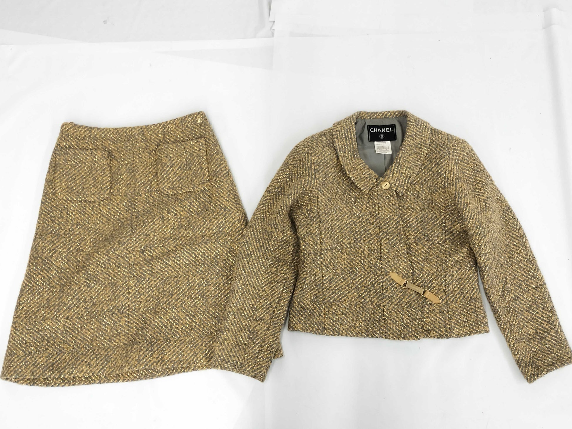 CHANEL Tweet Jacket and Skirt Set 00A Jacket