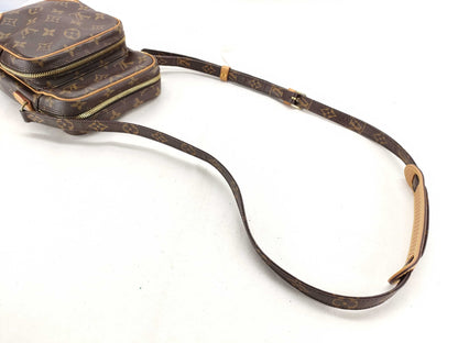 LOUIS VUITTON Monogram Amazon Shoulder Bag