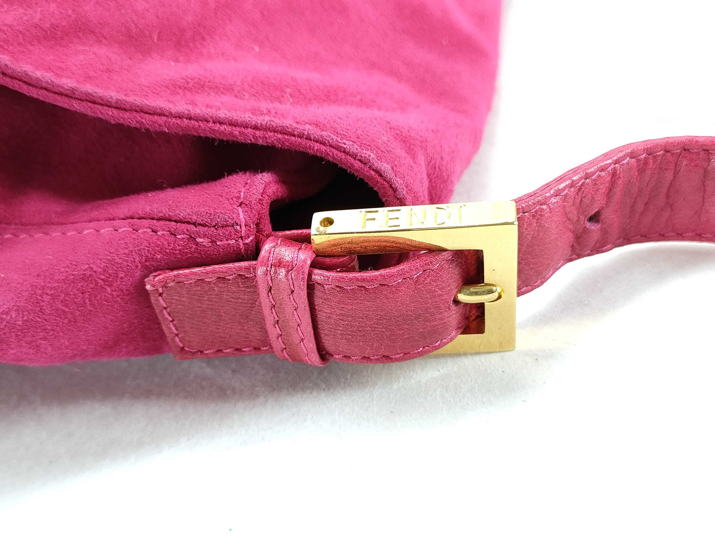 FENDI Mamma Bucket Suede Pink One-Shoulder Bag Shoulder Bag