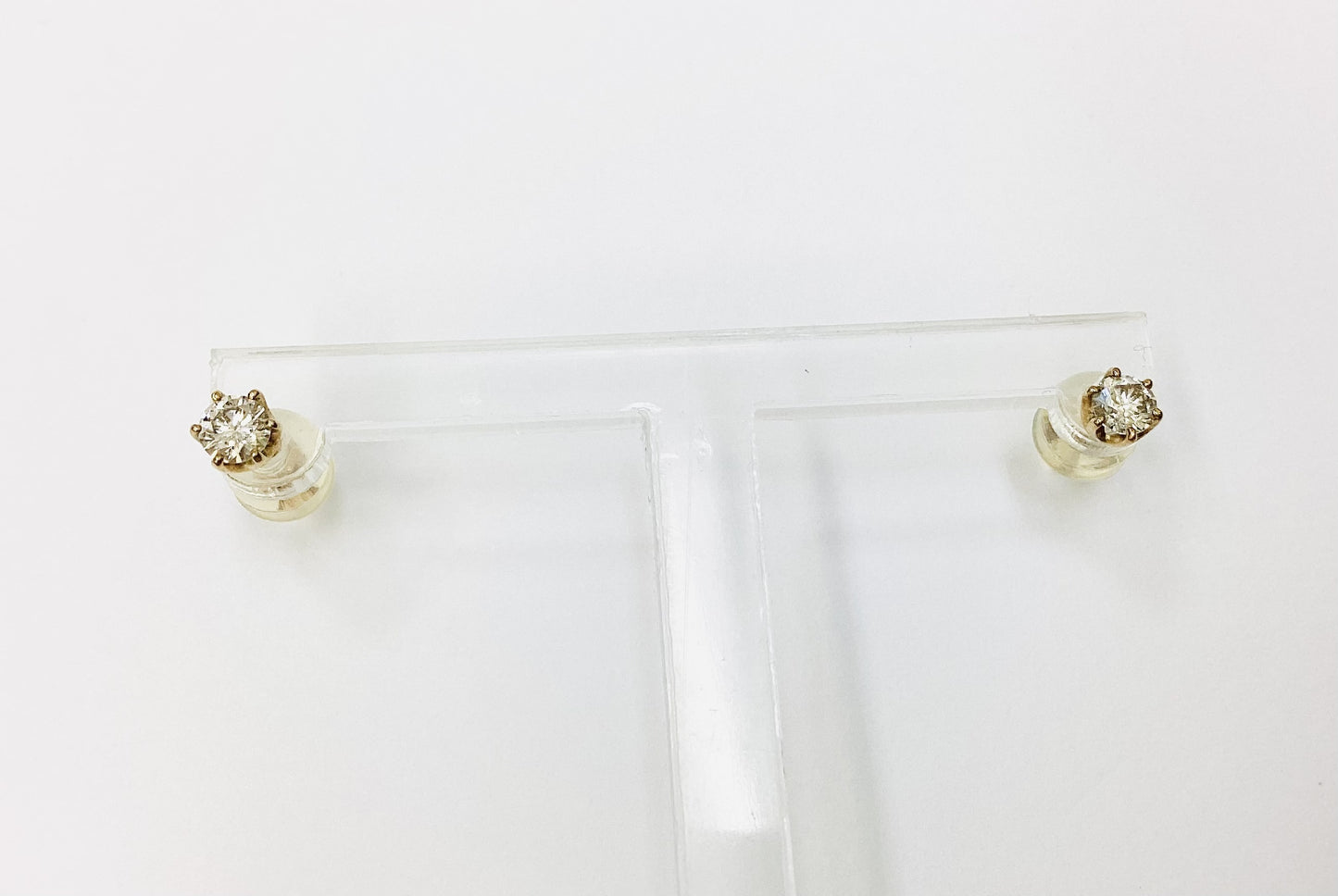 D0.13/0.13ct K10 0.3g Earrings 