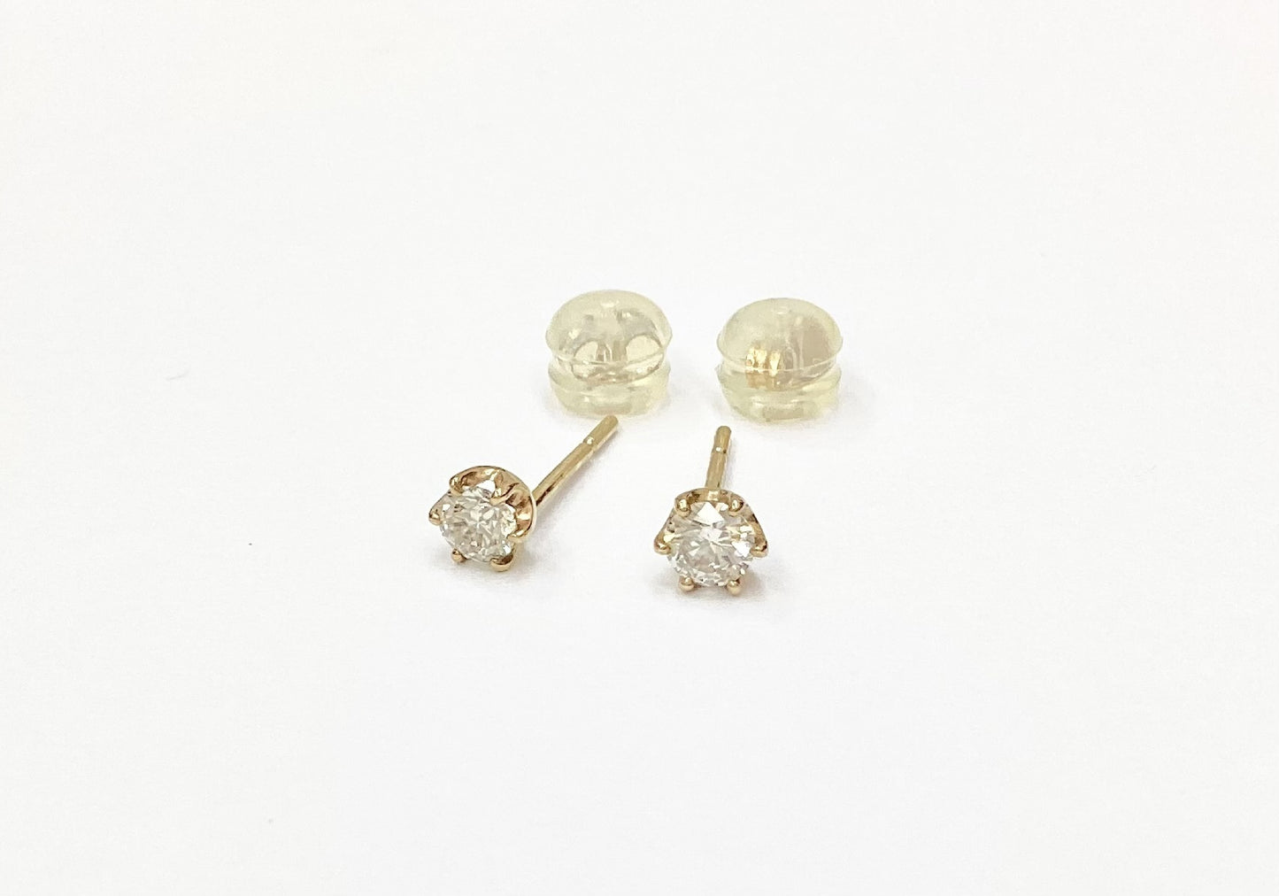D0.13/0.13ct K10 0.3g Earrings 