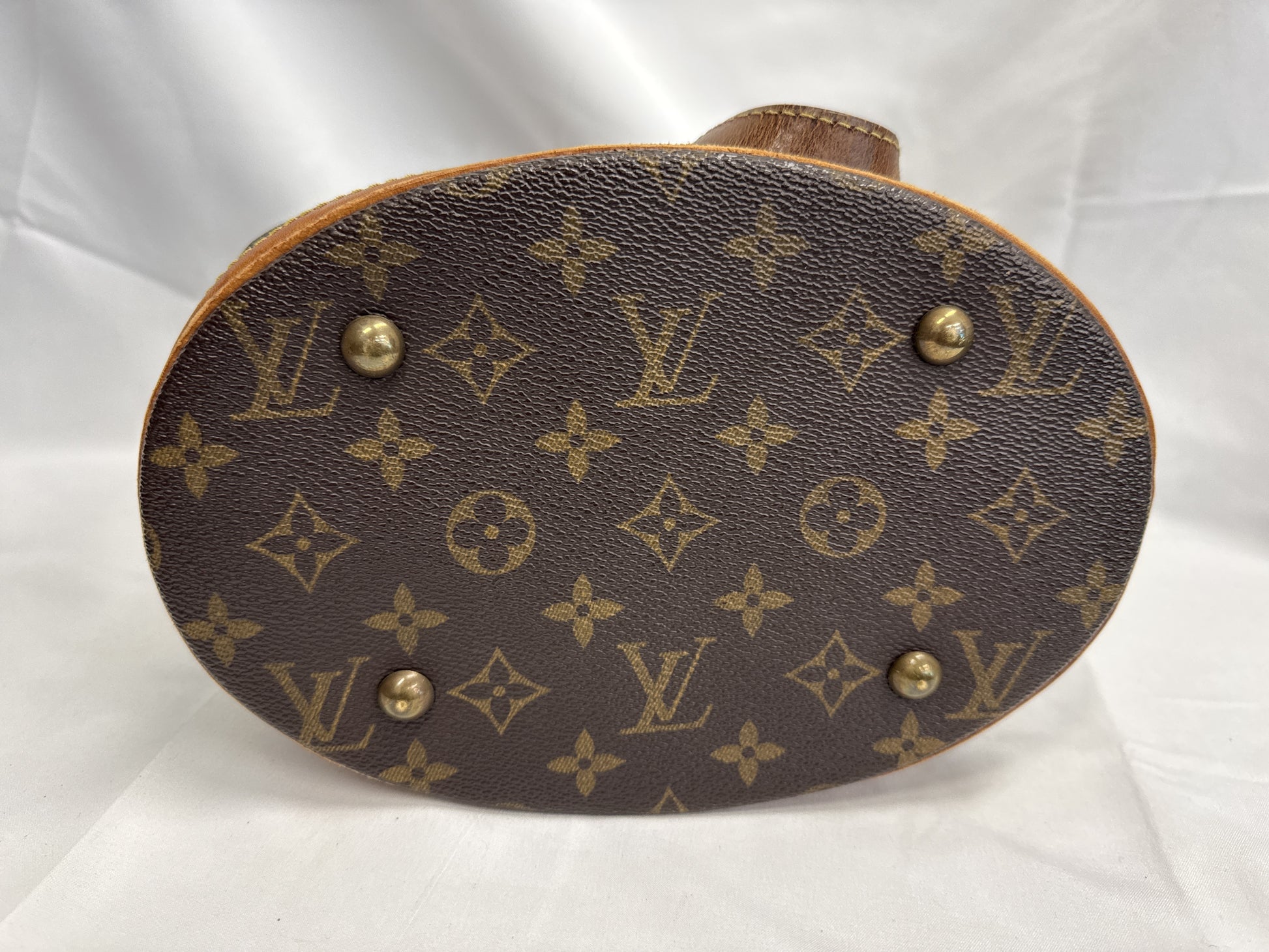 LOUIS VUITTON Vuitton Bucket PM Handbag