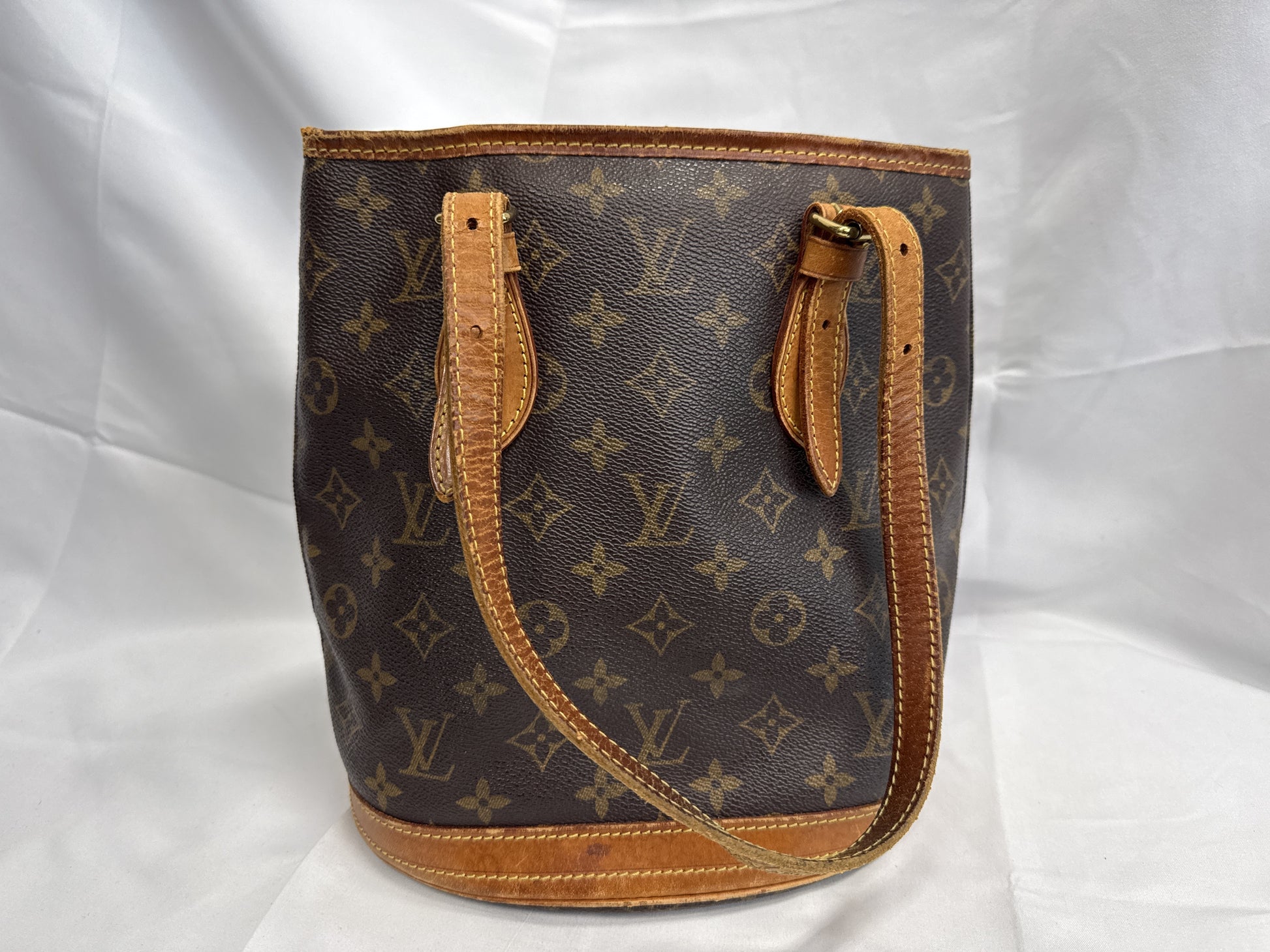 LOUIS VUITTON Vuitton Bucket PM Handbag