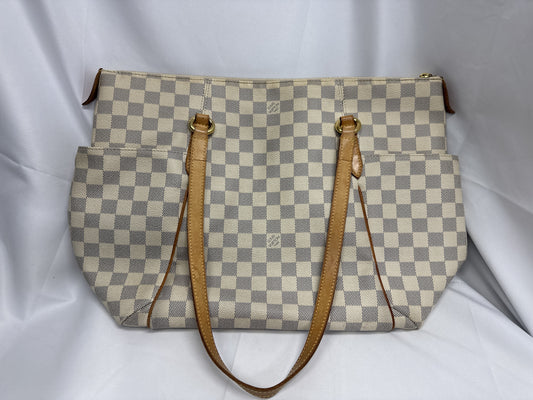 LOUIS VUITTON Vuitton Totale MM Tote Bag