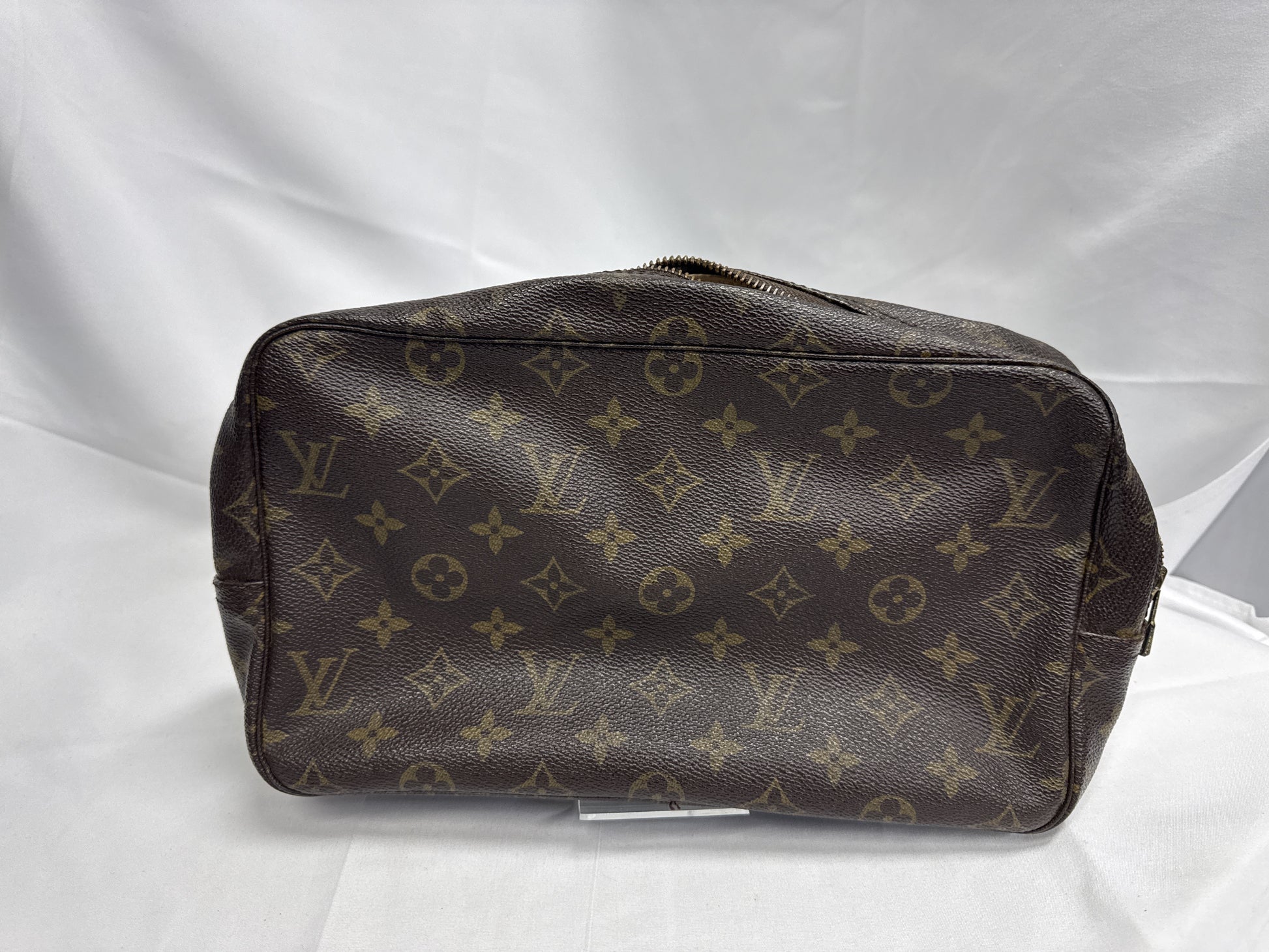 LOUIS VUITTON Vuitton Truth Tawaretto Pouch