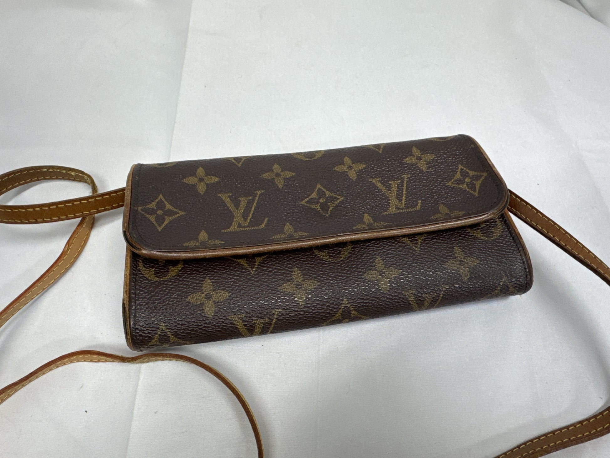 LOUIS VUITTON Vuitton Pochette Twin PM Shoulder Bag with Shoulder Strap