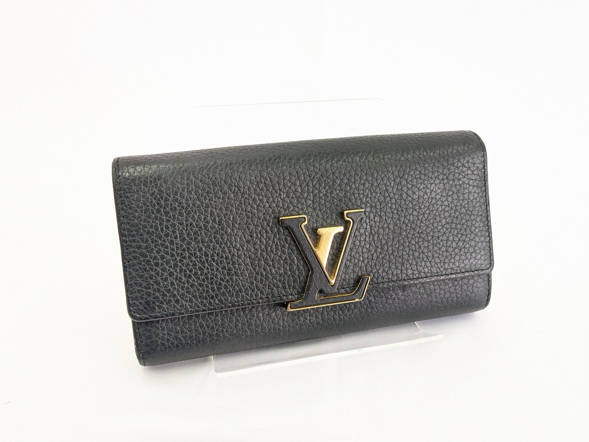 LOUIS VUITTON LV Portefeuil Capucine Wallet