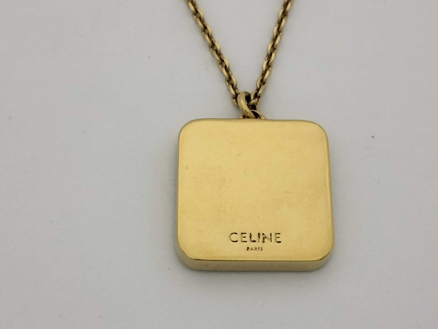 Celine Nightfall Triomphe Gold Necklace Original price: ¥86,900 Purchased in February 2025