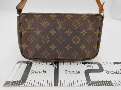 LOUIS VUITTON Louis Vuitton Accessory Pouch