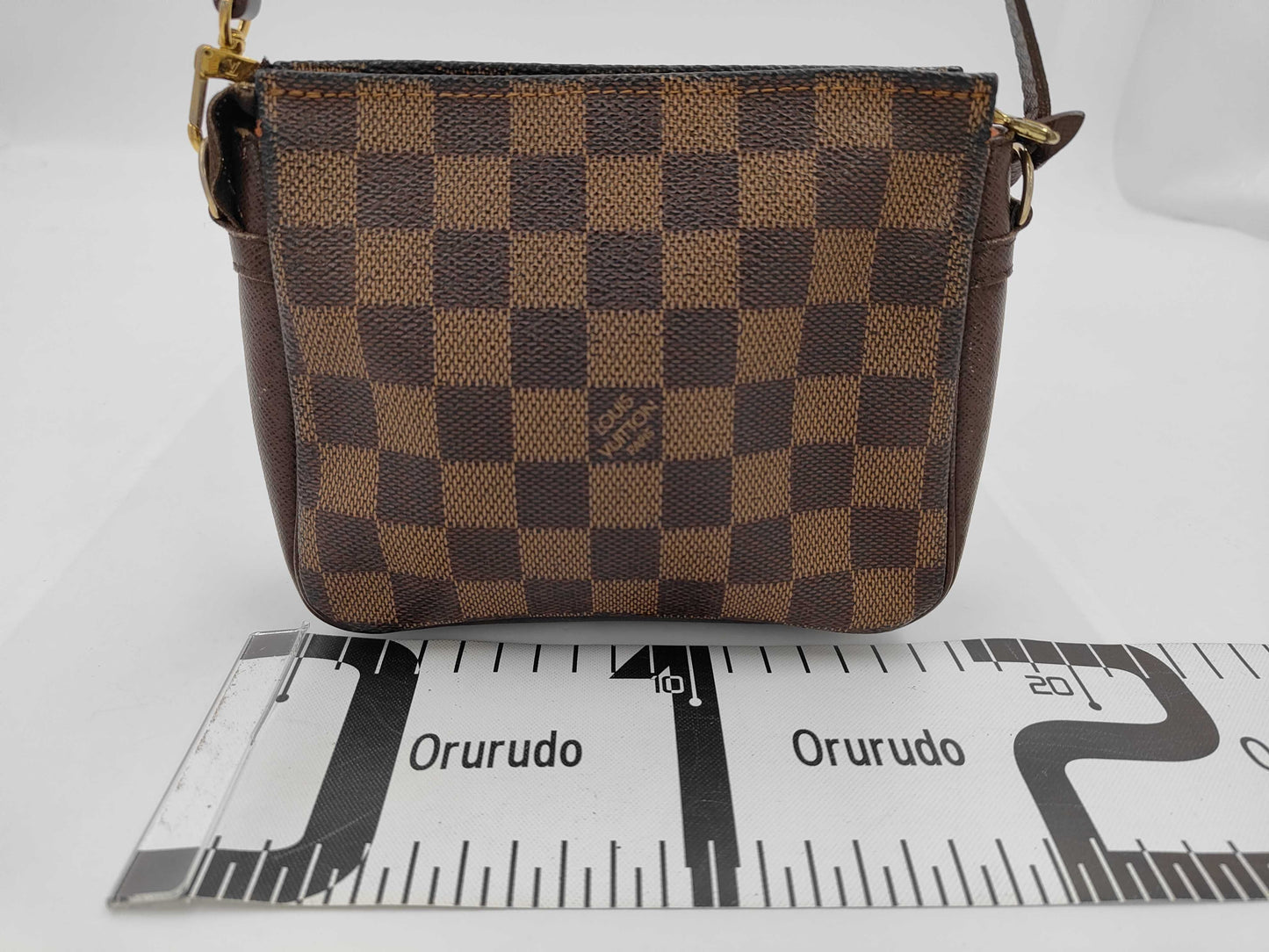 LOUIS VUITTON Damier Azur Truth Makeup Pouch