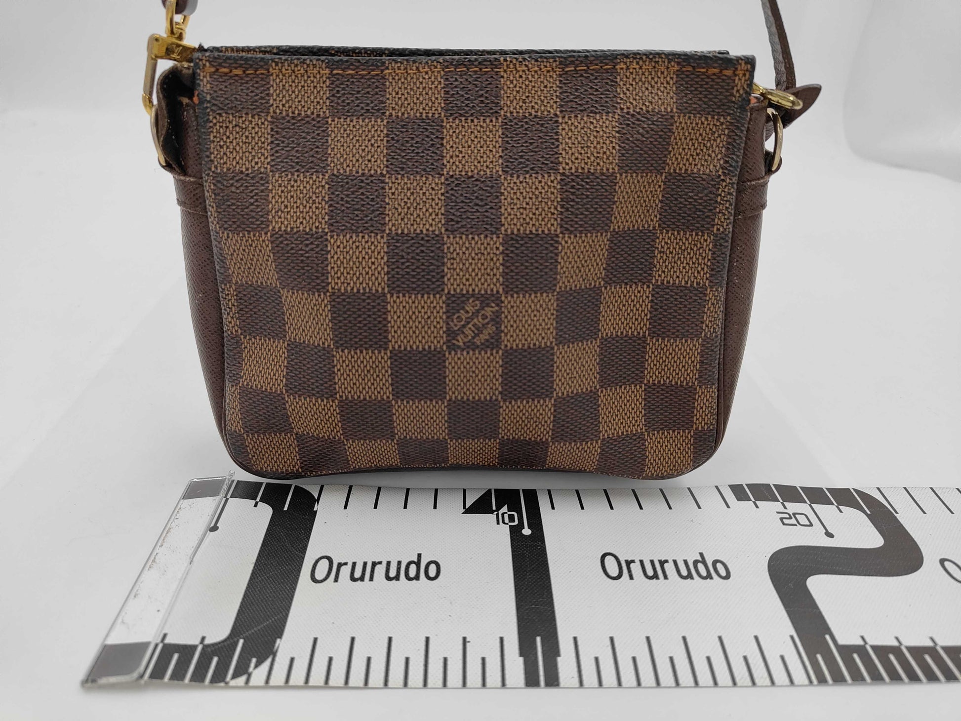 LOUIS VUITTON Damier Azur Truth Makeup Pouch