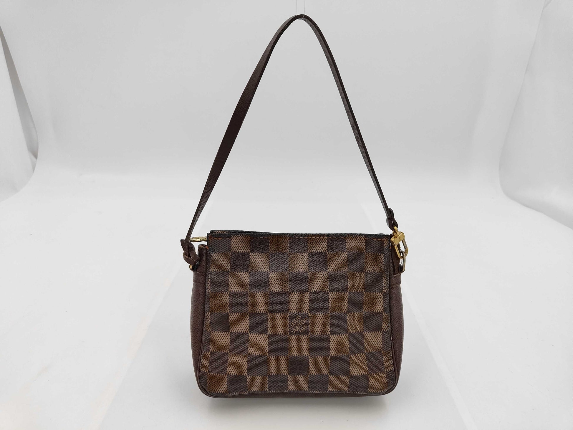 LOUIS VUITTON Damier Azur Truth Makeup Pouch