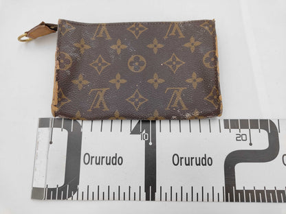 LOUIS VUITTON Louis Vuitton Monogram Pouch Pouch