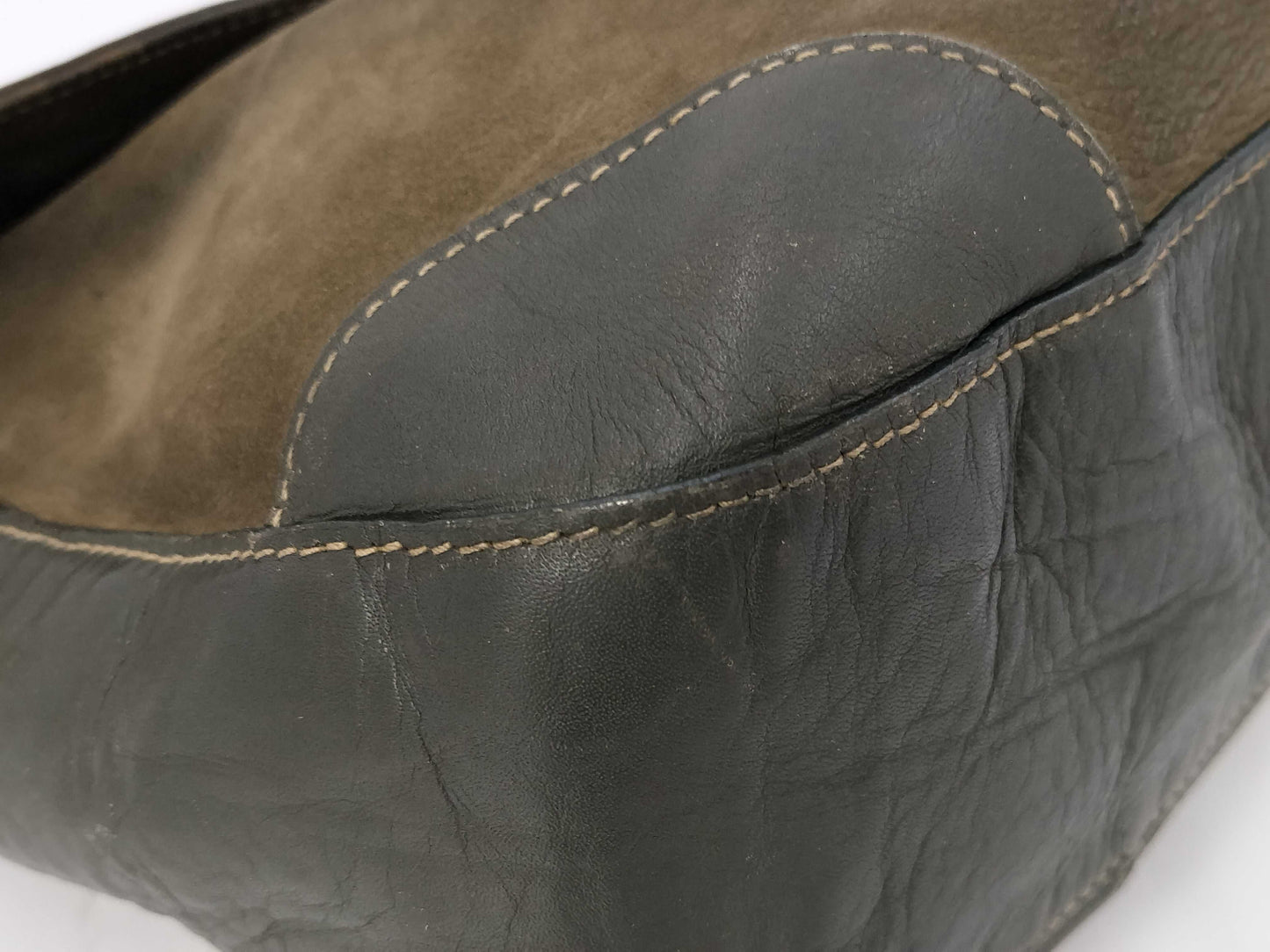 GUCCI Suede Shoulder Bag