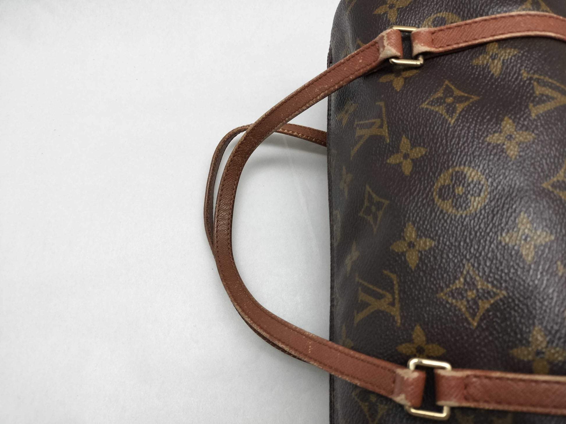 LOUIS VUITTON Monogram Bag Louis Vuitton Monogram Papillon Handbag