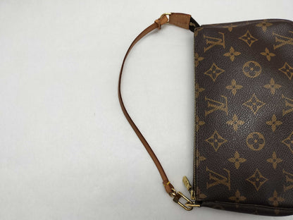 LOUIS VUITTON Monogram Bag Louis Vuitton Monogram Pochette Accessoires Handbag Women's Pouch