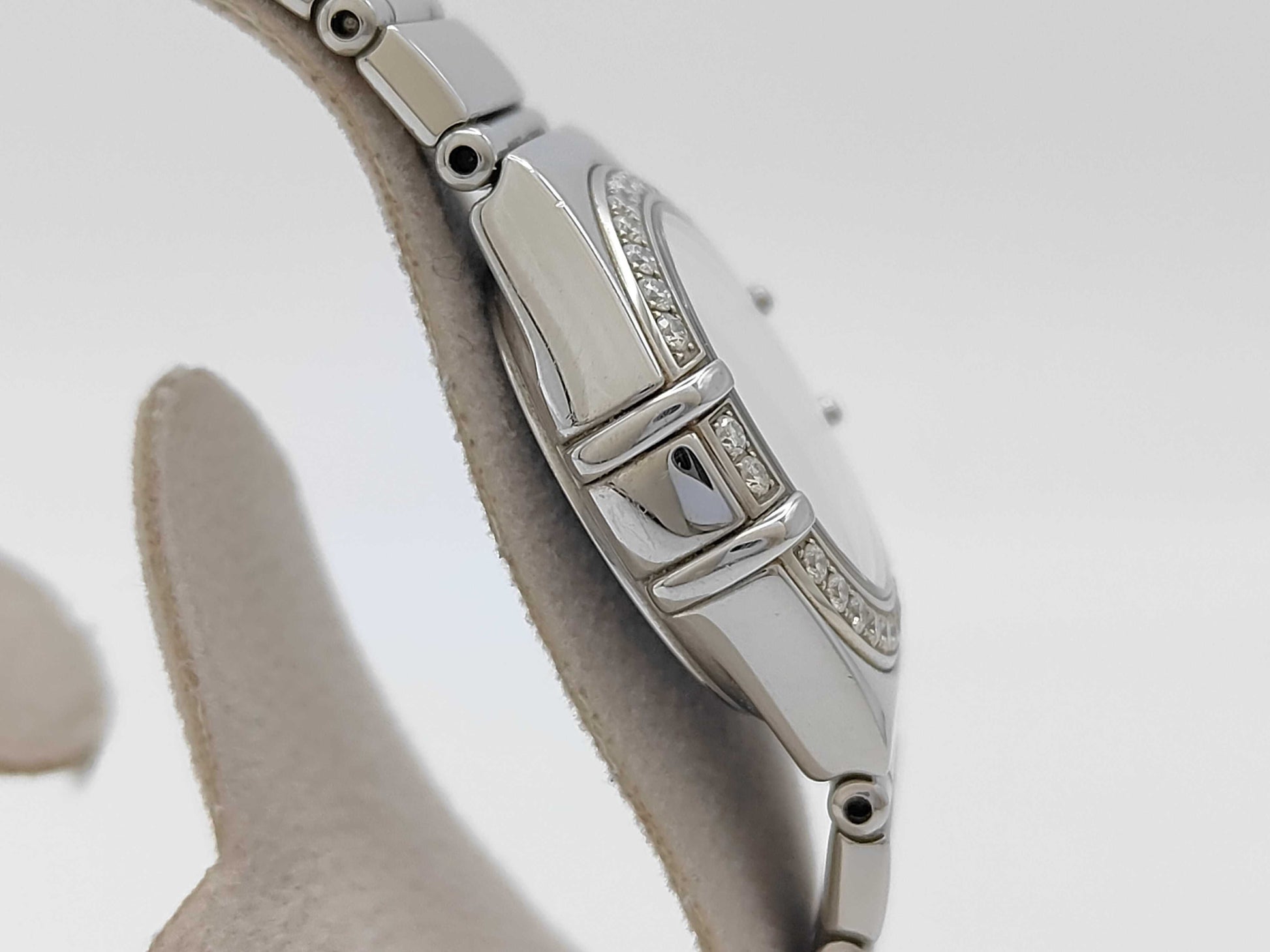 OMEGA Constellation 6563/875 Shell Dial 58889695 Quartz Current Immovable Women's Watch