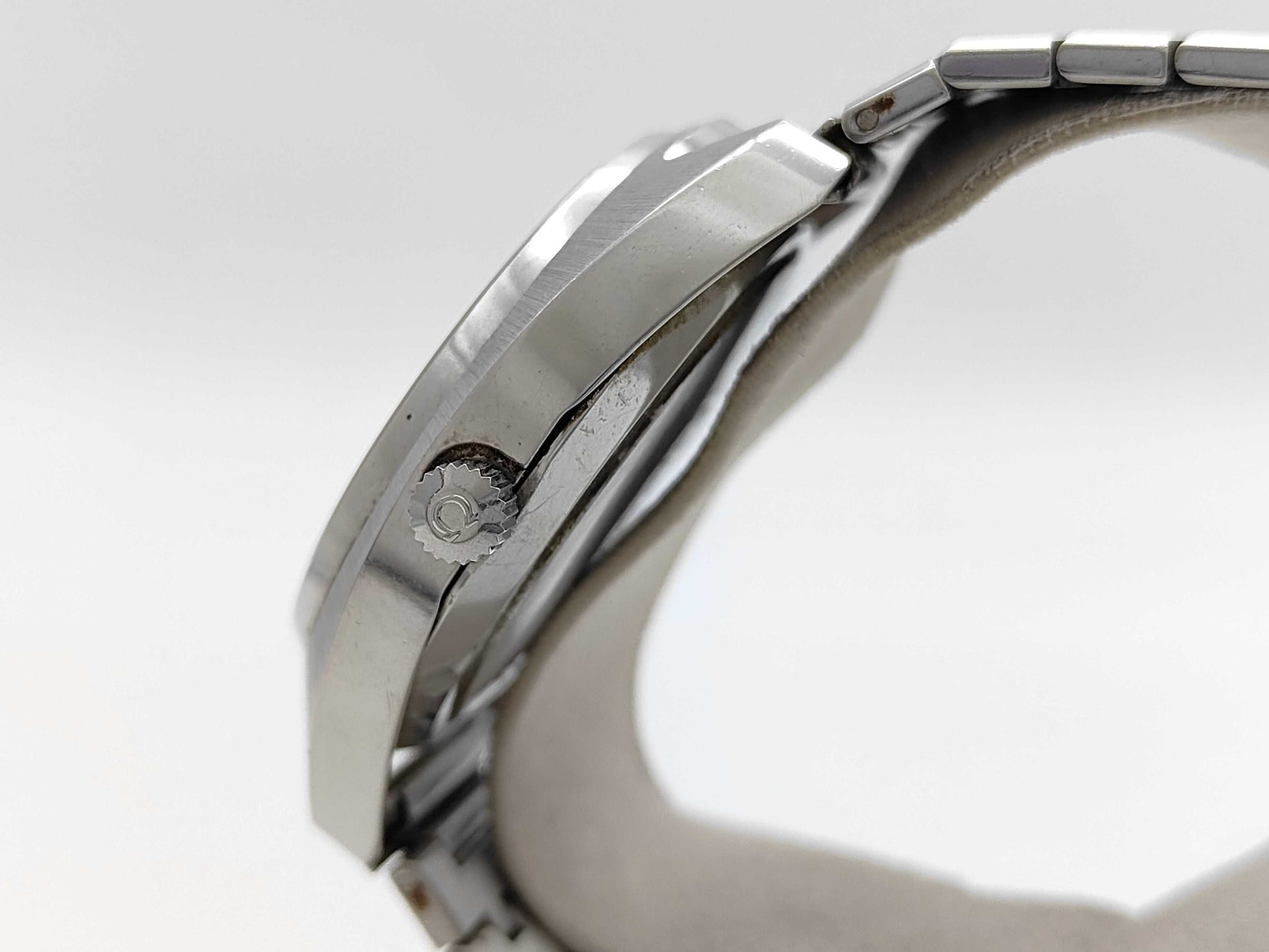 OMEGA Seamaster Cosmic 2000 Date Silver Dial Automatic Current Men's Watch